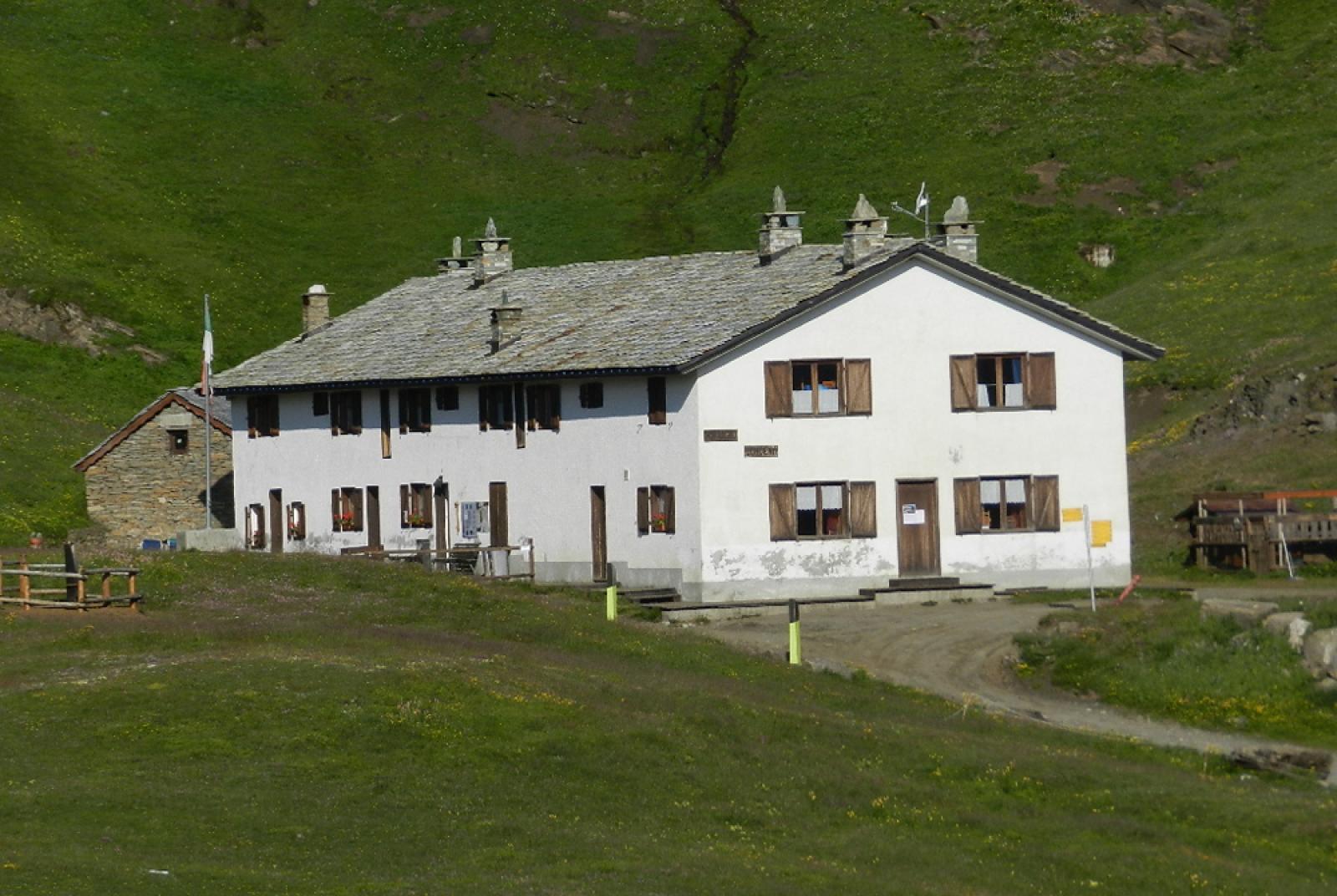 Refuge Dondena