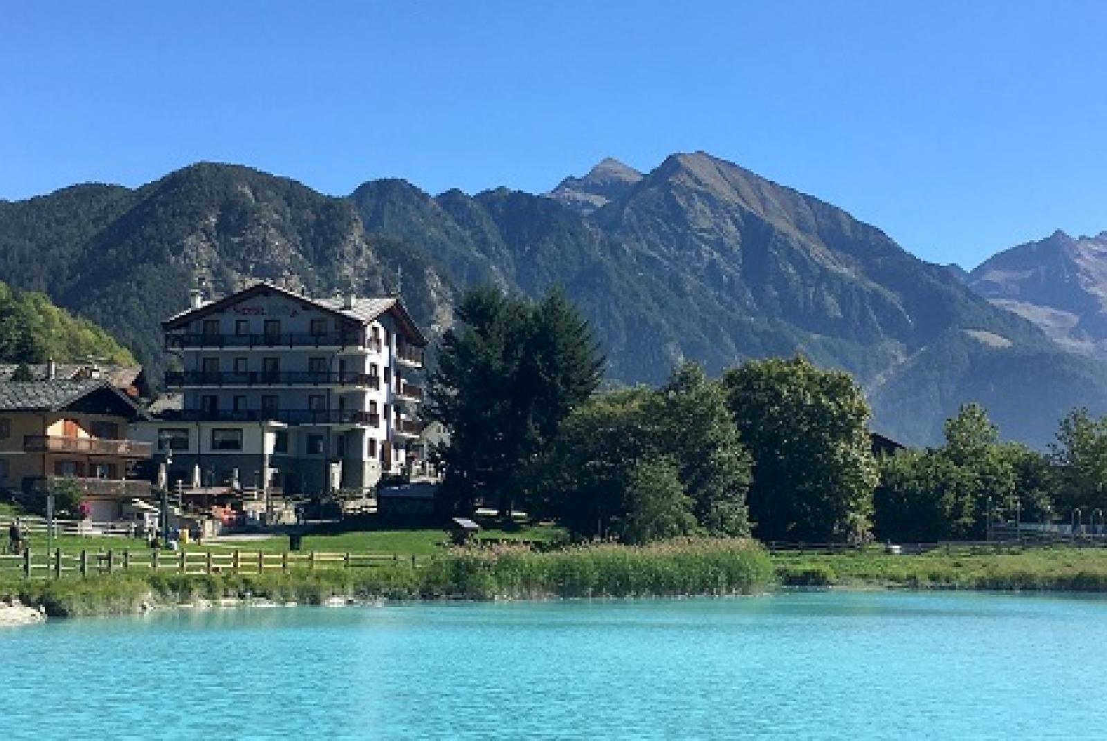 LAGHETTO ALPINE HOTEL & RESTAURANT